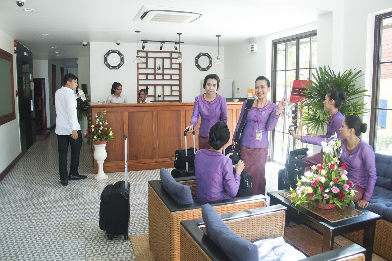 Day Sunrise Boutique Hotel Siem Reap Exterior photo